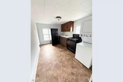 1433 Kenmore Boulevard, Akron, OH 44314 - Photo 6
