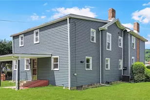 206 N 3rd St, Toronto, OH 43964 - Photo 2