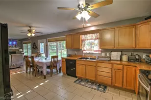 2157 Flame Lake Dr, Roaming Shores, OH 44084 - Photo 14