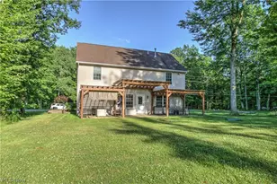 2157 Flame Lake Dr, Roaming Shores, OH 44084 - Photo 40