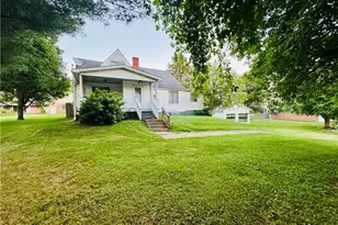 956 Braun Rd, Belpre, OH 45714 - Photo 2