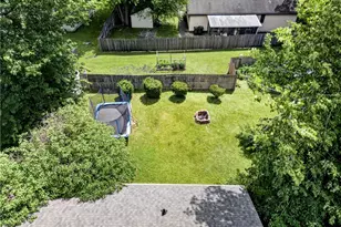 339 Horseshoe Dr, LaGrange, OH 44050 - Photo 4