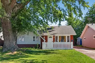 4272 Brockley Ave, Sheffield Lake, OH 44054 - Photo 2