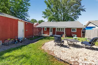 4272 Brockley Avenue, Sheffield Lake, OH 44054 - Photo 10
