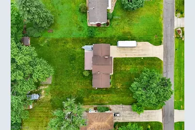 5862 Canterbury Road, New Franklin, OH 44319 - Photo 2