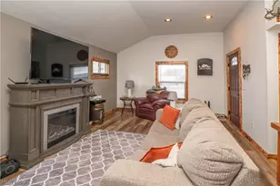 8242-8244 Navarre Road SW, Massillon, OH 44646 - Photo 4