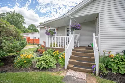 8242-8244 Navarre Road SW, Massillon, OH 44646 - Photo 2