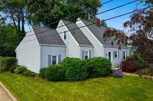 2131 Mt Vernon Blvd NW, Canton, OH 44709 - Photo 2