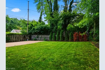 2131 Mount Vernon Boulevard NW, Canton, OH 44709 - Photo 38