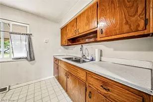 1694 Ridgewick Dr, Wickliffe, OH 44092 - Photo 6