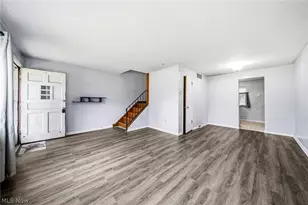 1694 Ridgewick Dr, Wickliffe, OH 44092 - Photo 8