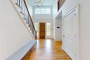 9830 Greenway Trail, Chagrin Falls, OH 44023 - Photo 6