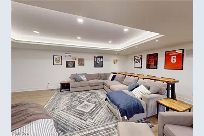9830 Greenway Trail, Chagrin Falls, OH 44023 - Photo 36