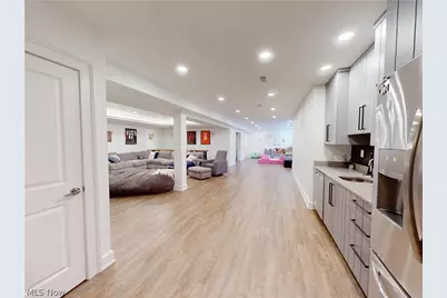 9830 Greenway Trail, Chagrin Falls, OH 44023 - Photo 34