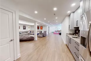9830 Greenway Trail, Chagrin Falls, OH 44023 - Photo 34