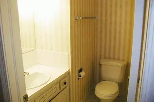 5610 Essex Dr, Green Hills, OH 44131 - Photo 24