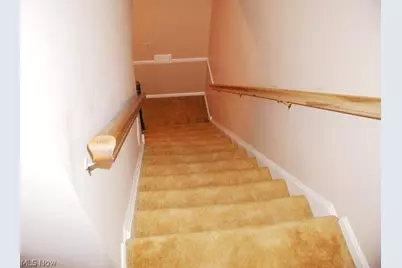 5610 Essex Drive, Green Hills, OH 44131 - Photo 20
