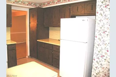 5610 Essex Drive, Green Hills, OH 44131 - Photo 10