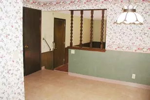 5610 Essex Dr, Green Hills, OH 44131 - Photo 12