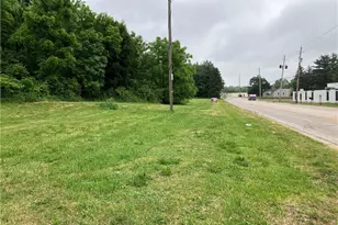 130 S Thomas Rd, Tallmadge, OH 44278 - Photo 1
