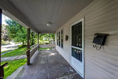 56 Vesper Street, Akron, OH 44310 - Photo 4