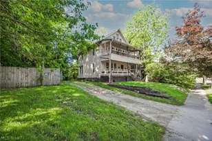 56 Vesper St, Akron, OH 44310 - Photo 2
