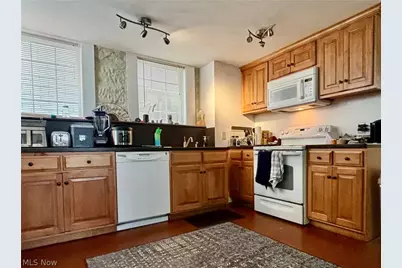 512 E Buchtel Avenue, Akron, OH 44304 - Photo 8
