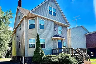 512 E Buchtel Ave, Akron, OH 44304 - Photo 2