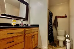 512 E Buchtel Ave, Akron, OH 44304 - Photo 16