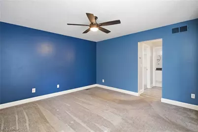 700 Hampton Circle #8, Aurora, OH 44202 - Photo 18