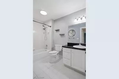 700 Hampton Circle #8, Aurora, OH 44202 - Photo 14
