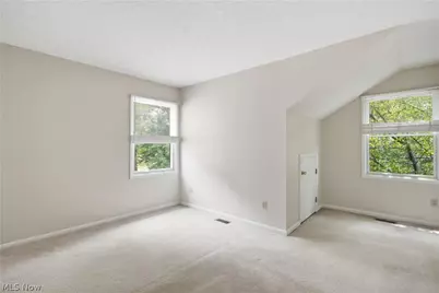 700 Hampton Circle #8, Aurora, OH 44202 - Photo 24