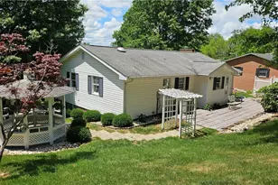 22 Orchard Dr, Martins Ferry, OH 43935 - Photo 34