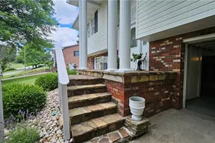 22 Orchard Dr, Martins Ferry, OH 43935 - Photo 4