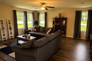 3146 Meadowwood St NW, Massillon, OH 44646 - Photo 10