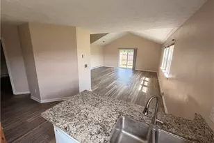 1551 Olympus Dr, Kent, OH 44240 - Photo 4