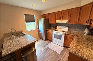 1551 Olympus Dr, Kent, OH 44240 - Photo 8