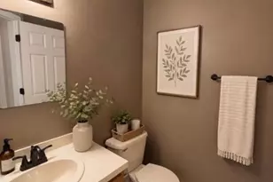1551 Olympus Dr, Kent, OH 44240 - Photo 8