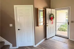 1551 Olympus Dr, Kent, OH 44240 - Photo 4