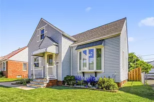 285 E 327th, Willowick, OH 44095 - Photo 2