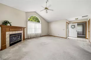 7576 Monterey Bay Dr, Mentor on the Lake, OH 44060 - Photo 4