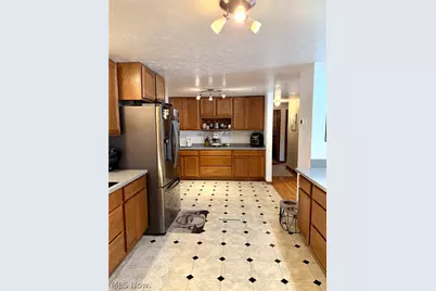 10457 Persimmon Street NW, Canal Fulton, OH 44614 - Photo 8
