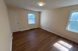 912 28th St NE, Canton, OH 44714 - Photo 8