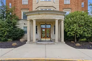 13800 Fairhill Rd, Huber Heights, OH 44120 - Photo 1