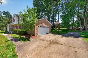 2537 Dogwood Dr NE, Massillon, OH 44646 - Photo 4