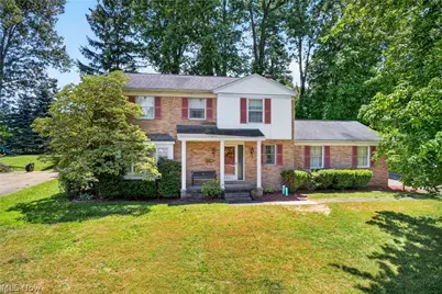 2537 Dogwood Drive NE, Massillon, OH 44646 - Photo 2