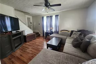 3952 Eleanor St, Mogadore, OH 44260 - Photo 6
