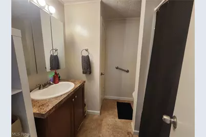 3952 Eleanor Street, Mogadore, OH 44260 - Photo 12