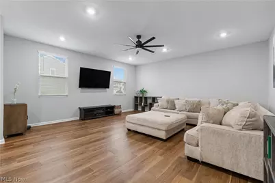 64 Brewster Drive, Tallmadge, OH 44278 - Photo 2