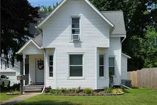 123 High St, New London, OH 44851 - Photo 1